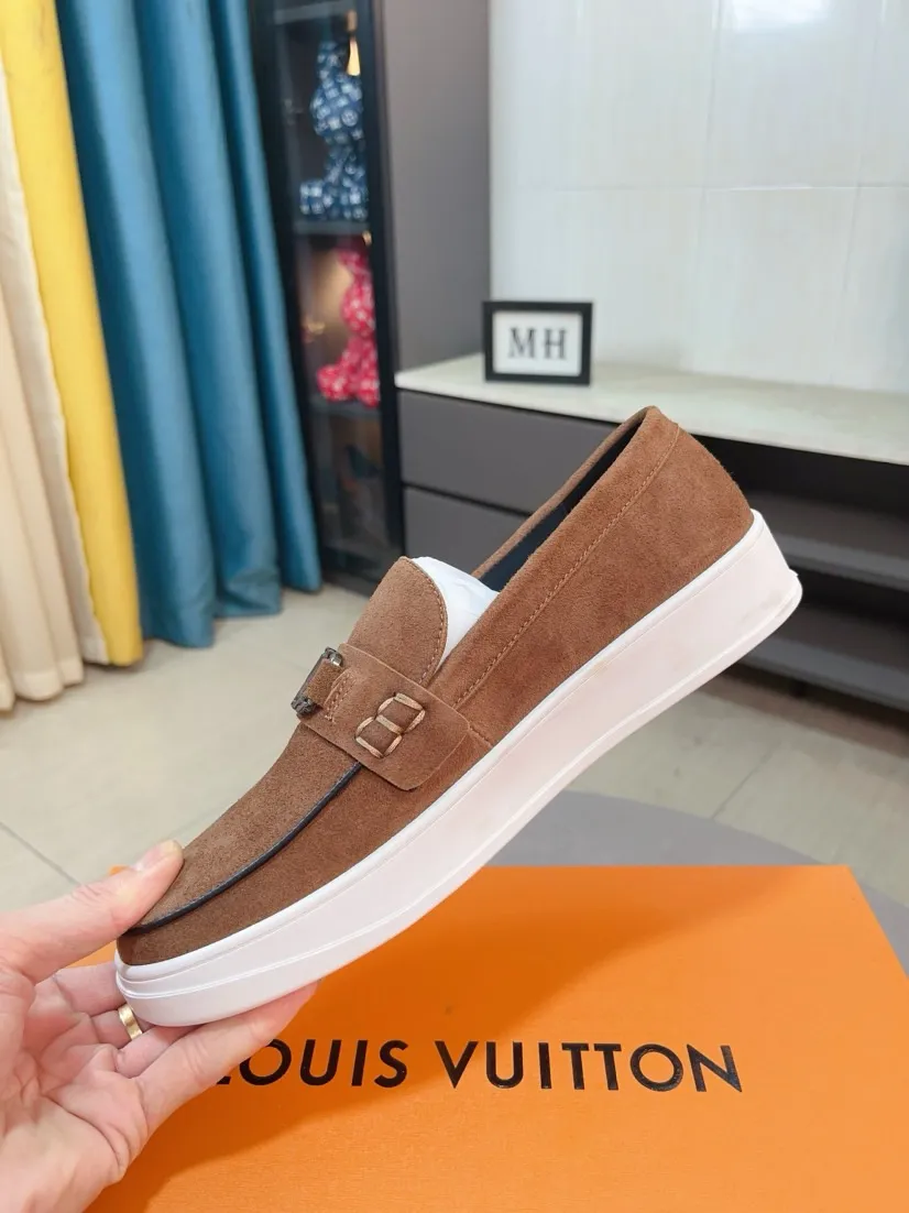 Men's shoes💰440🌹🌹[LV]🌹High-end brand of men's shoes: official website 1:1 latest masterpiece: the upper is made of Italian imported first-layer cowhide with special materials➕made of full genuine leather lining🔥, making walking more convenient and comfortable! Exclusive new style, stunning work [color]! Create a fashionable personality to set off your uniqueness! A must-have for trendy men! Classic🔥Number: 38-44